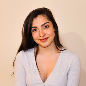 Meet your Posher, Mia